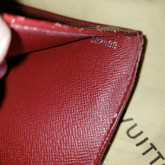 Louis Vuitton Epi wallet - Picture 4 of 7